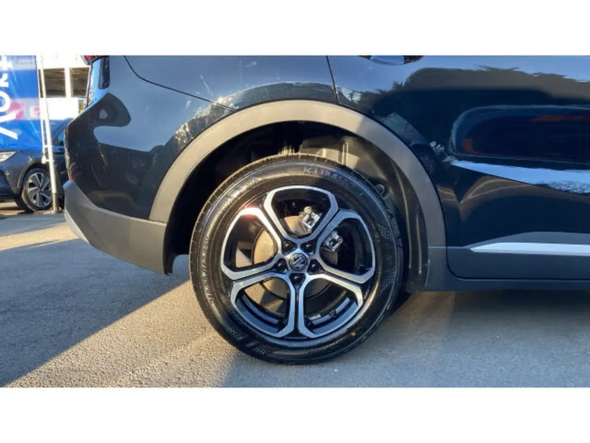 2025-mg-zs-suv-15-se-196ps-hybrid-1498cc-auto-big-6