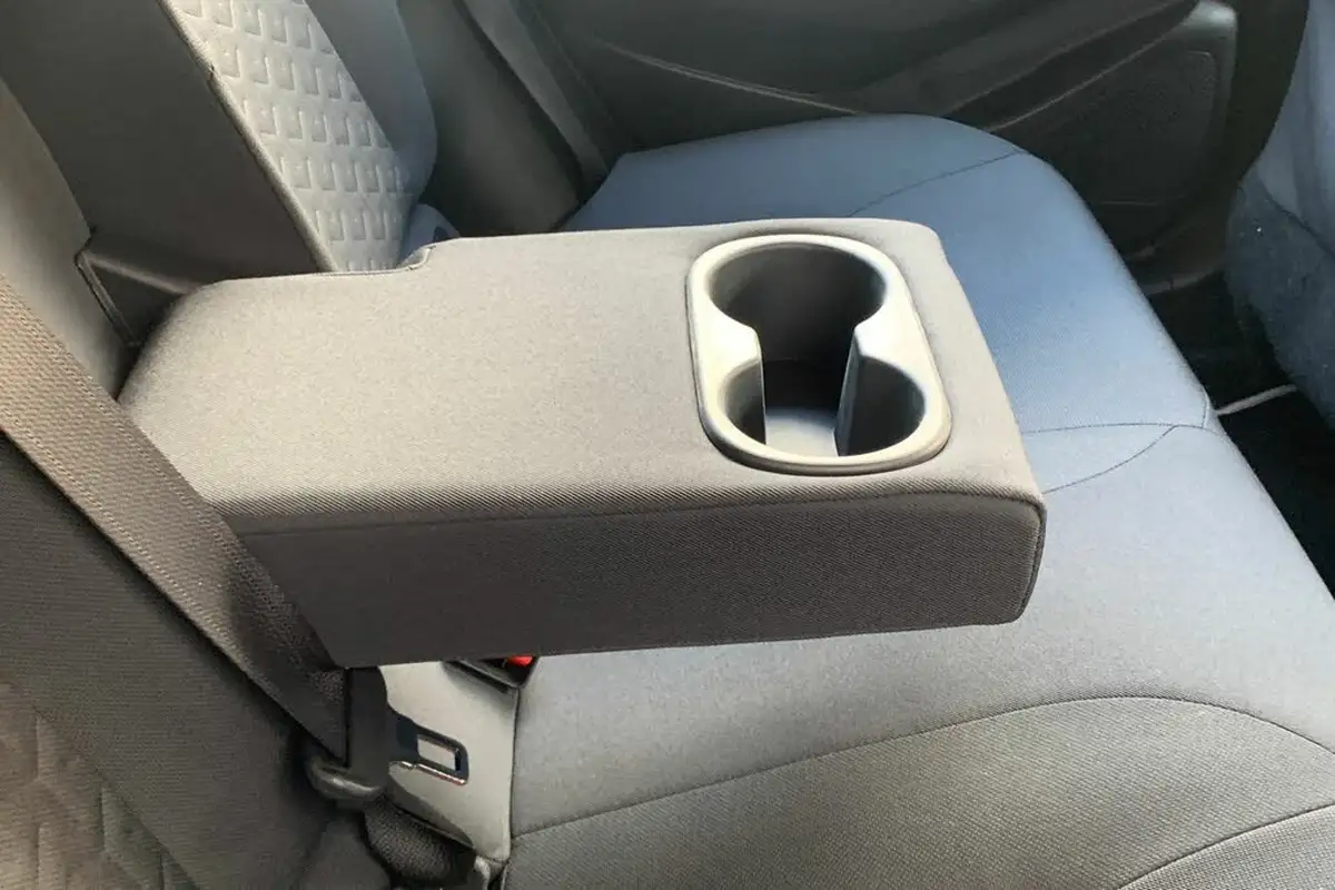 2022-toyota-corolla-18-vvt-i-icon-tech-spare-wheel-touring-sports-5d-big-19