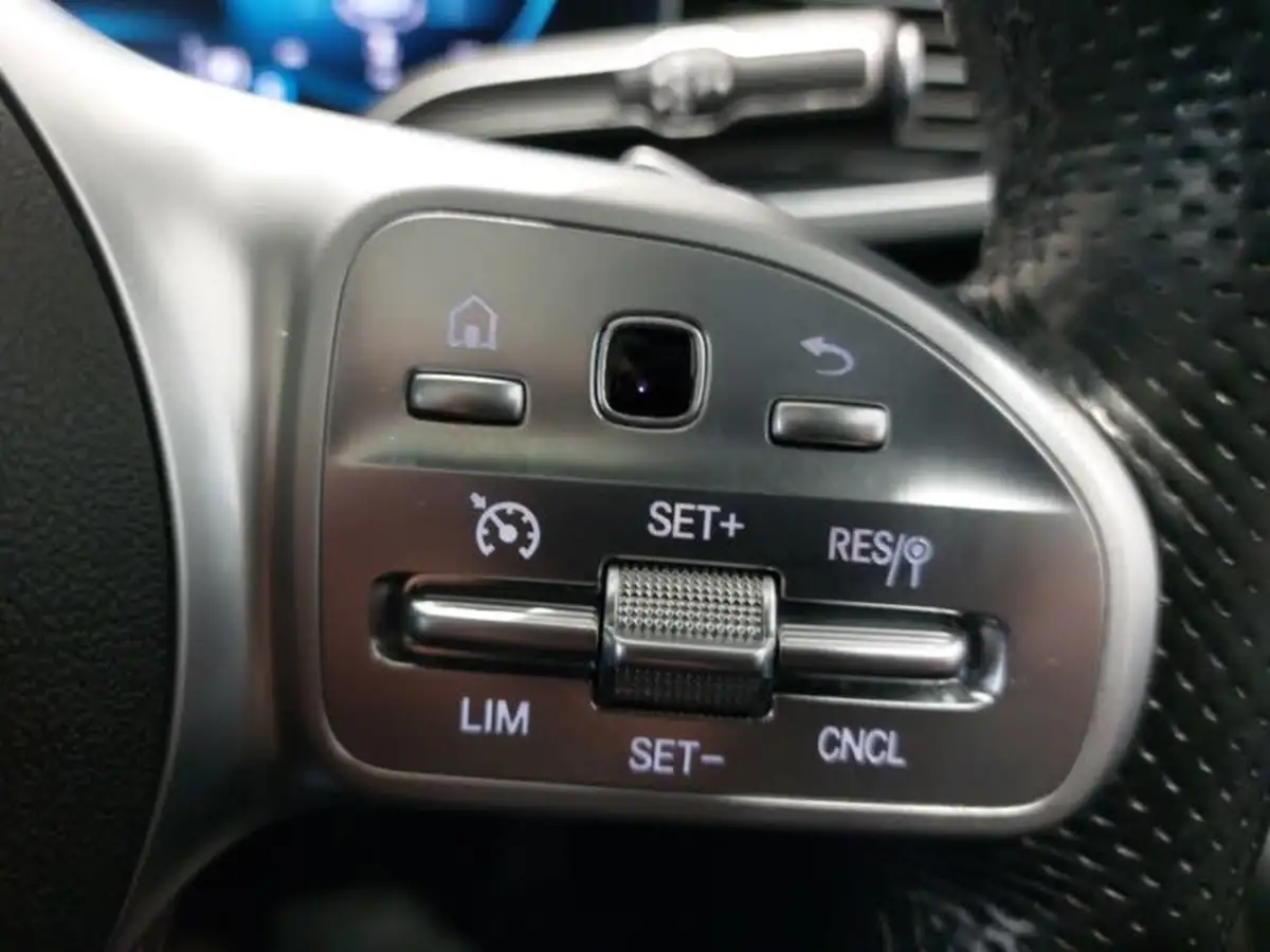 2019-mercedes-benz-gle-class-29d-gle400d-amg-line-premium-plus-7-seats-big-16