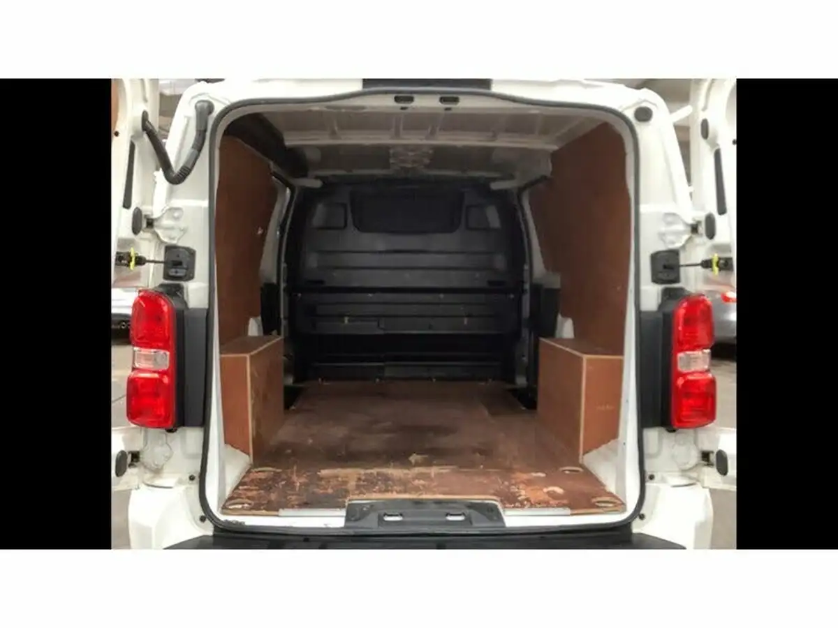 2019-vauxhall-vivaro-15td-2900-l2h1-sportive-big-7