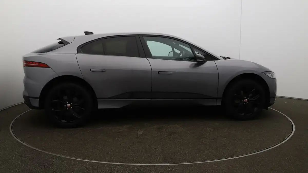 2022-jaguar-i-pace-ev400-black-big-8