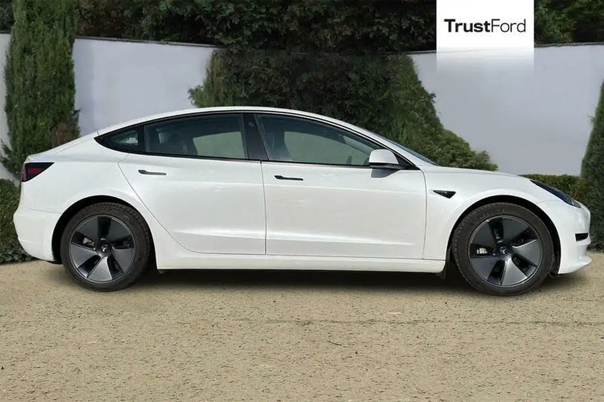 2021-tesla-model-3-e-standard-plus-big-2