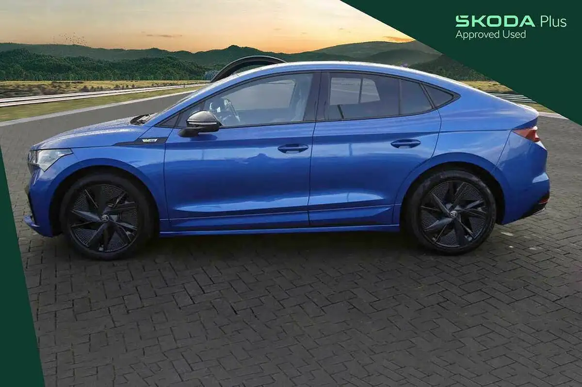 2023-skoda-enyaq-e-80-vrs-coupe-big-12