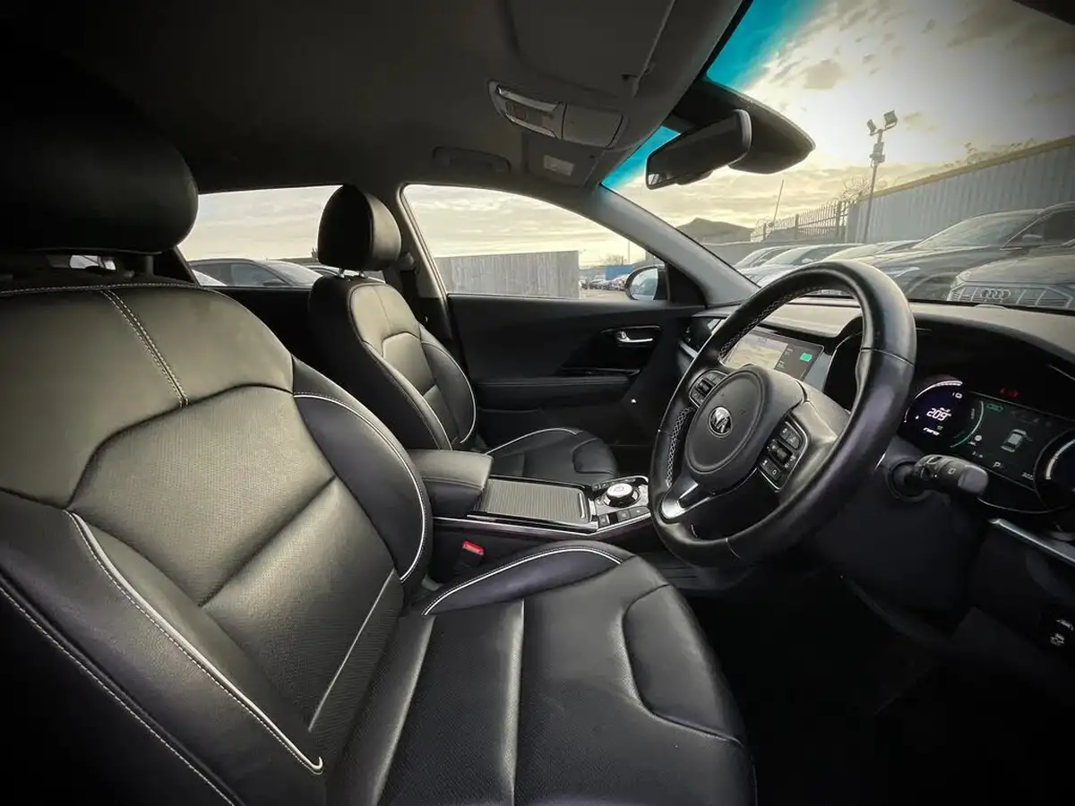 2020-kia-e-niro-ev-4-big-8