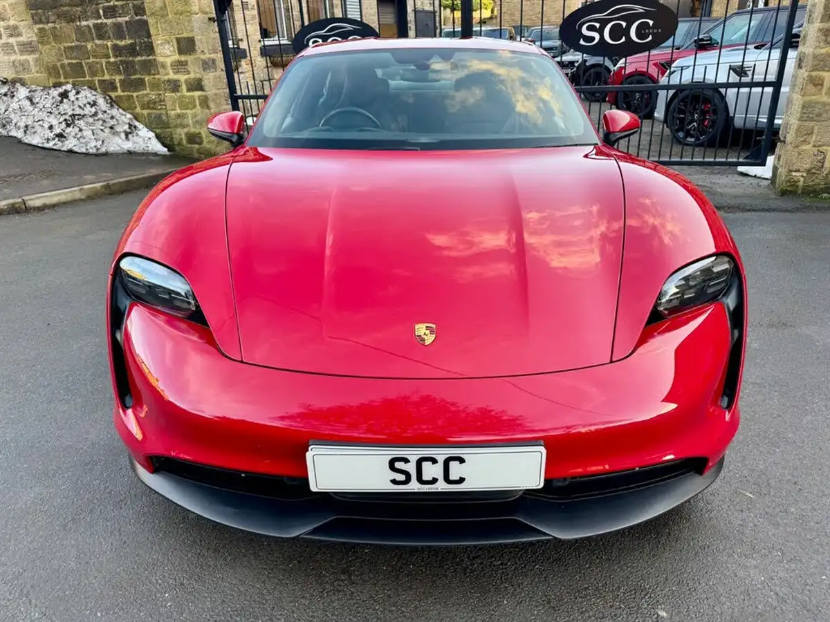 2020-porsche-taycan-e-4s-571ps-performance-battery-plus-big-1