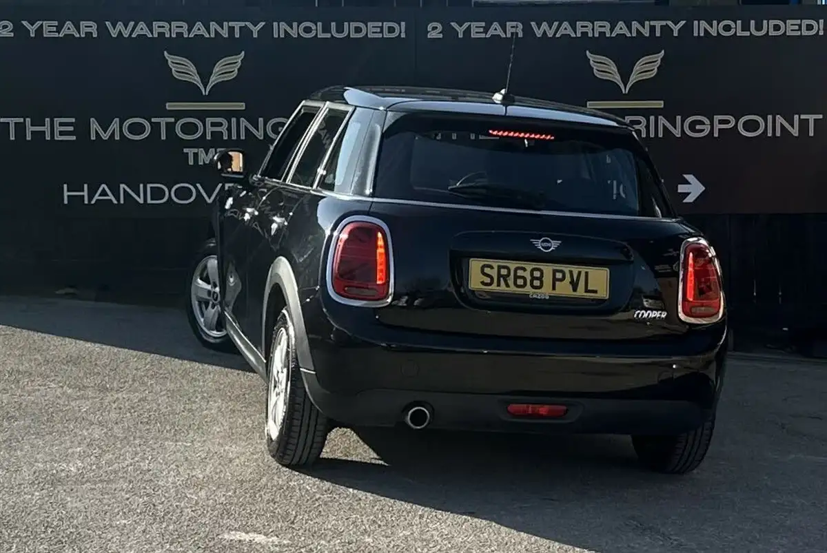 2018-mini-cooper-15-cooper-classic-ss-hatchback-5d-big-5