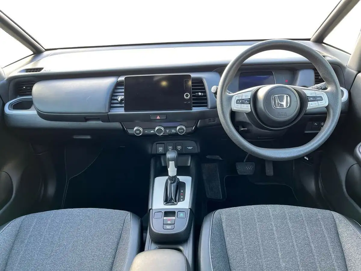 2021-honda-jazz-15-i-mmd-sr-107ps-big-6