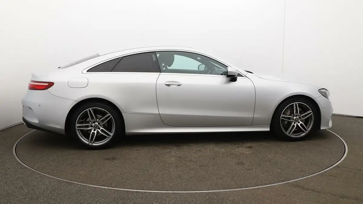 2020-mercedes-benz-e-class-20-e300-amg-line-premiumss-coupe-big-8
