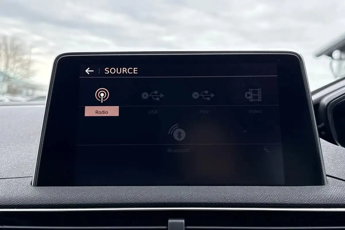 2019-peugeot-3008-suv-20-bluehdi-gt-20-bluehdi-big-41