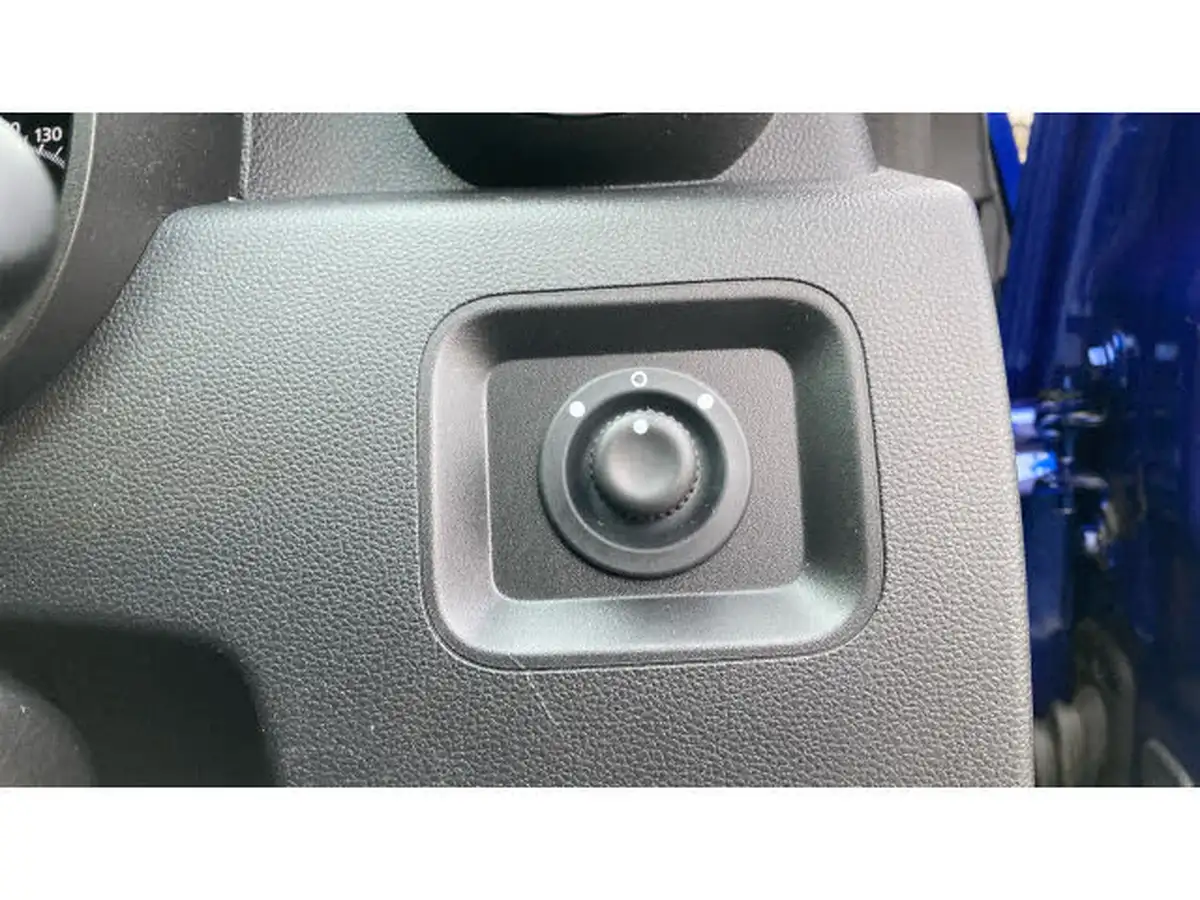 2022-dacia-duster-13-tce-comfort-130hpeu6d-4x2-window-van-big-26