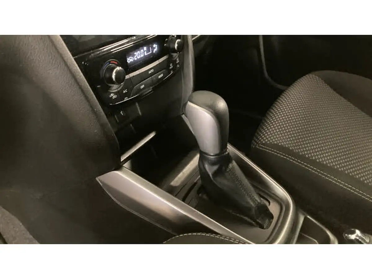 2020-suzuki-vitara-14-boosterjet-sz-t-140ps-auto-big-12