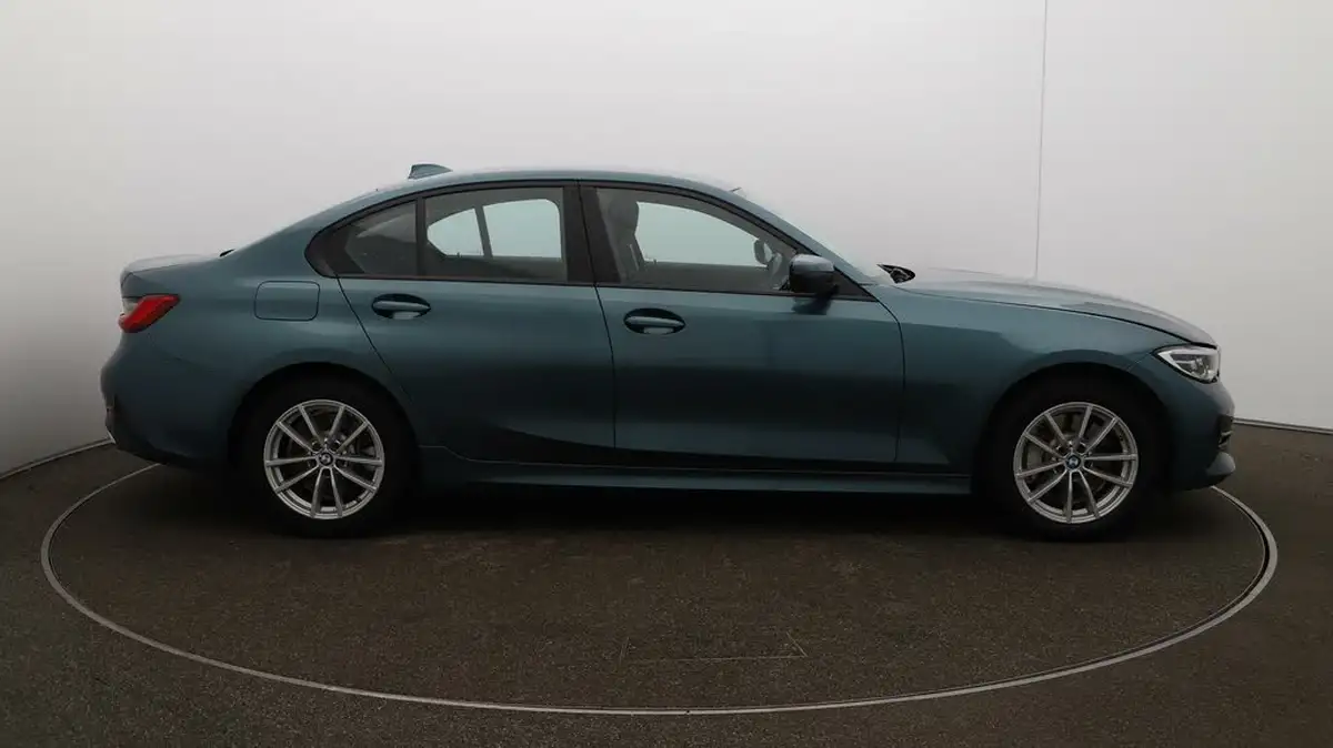 2020-bmw-3-series-20-330e-se-pro-saloon-4d-big-40