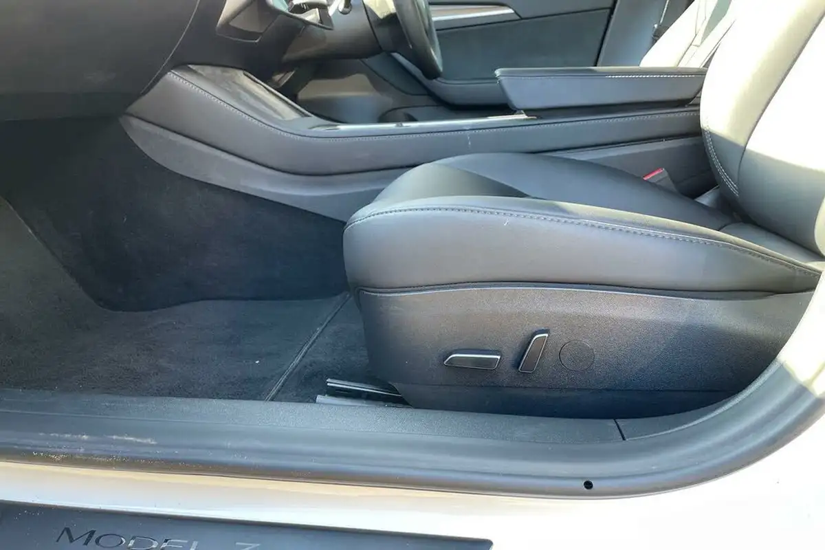 2023-tesla-model-3-e-rwd-241bhp-big-30