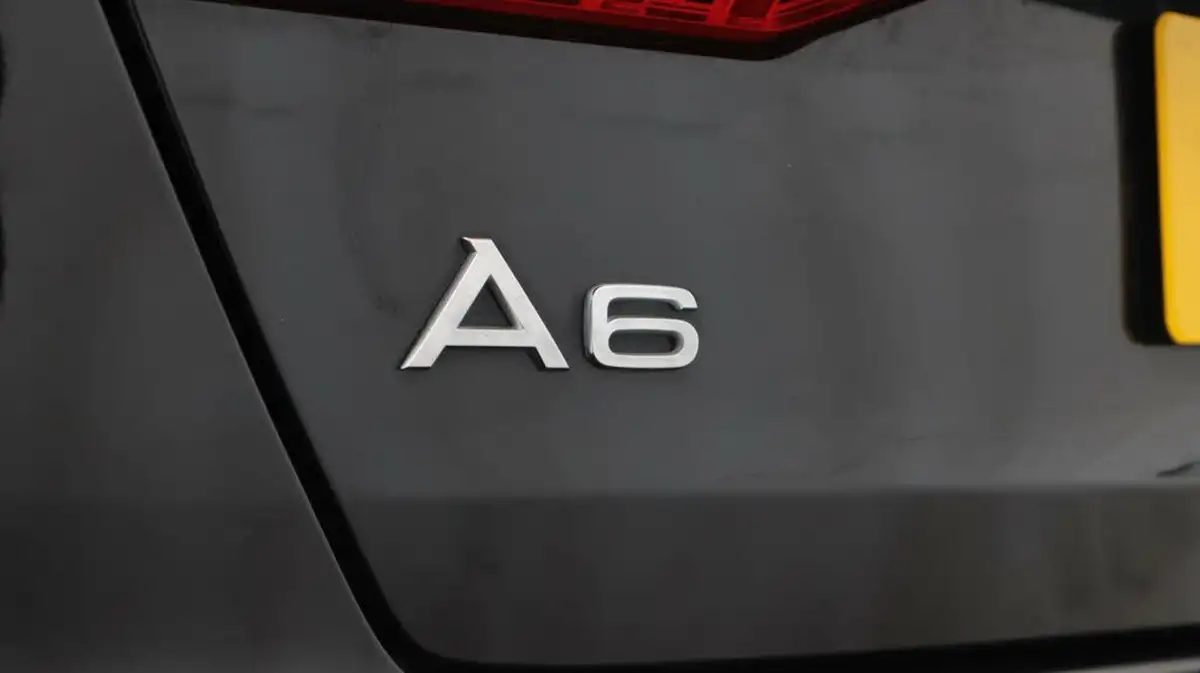 2021-audi-a6-saloon-20-40-tdi-black-edition-big-21