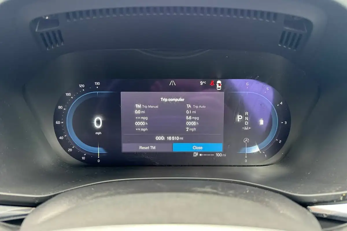 2022-volvo-xc60-20td-b4-plus-big-6