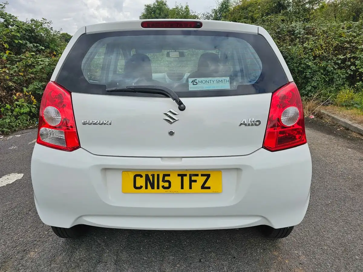 2015-suzuki-alto-10-sz-big-3