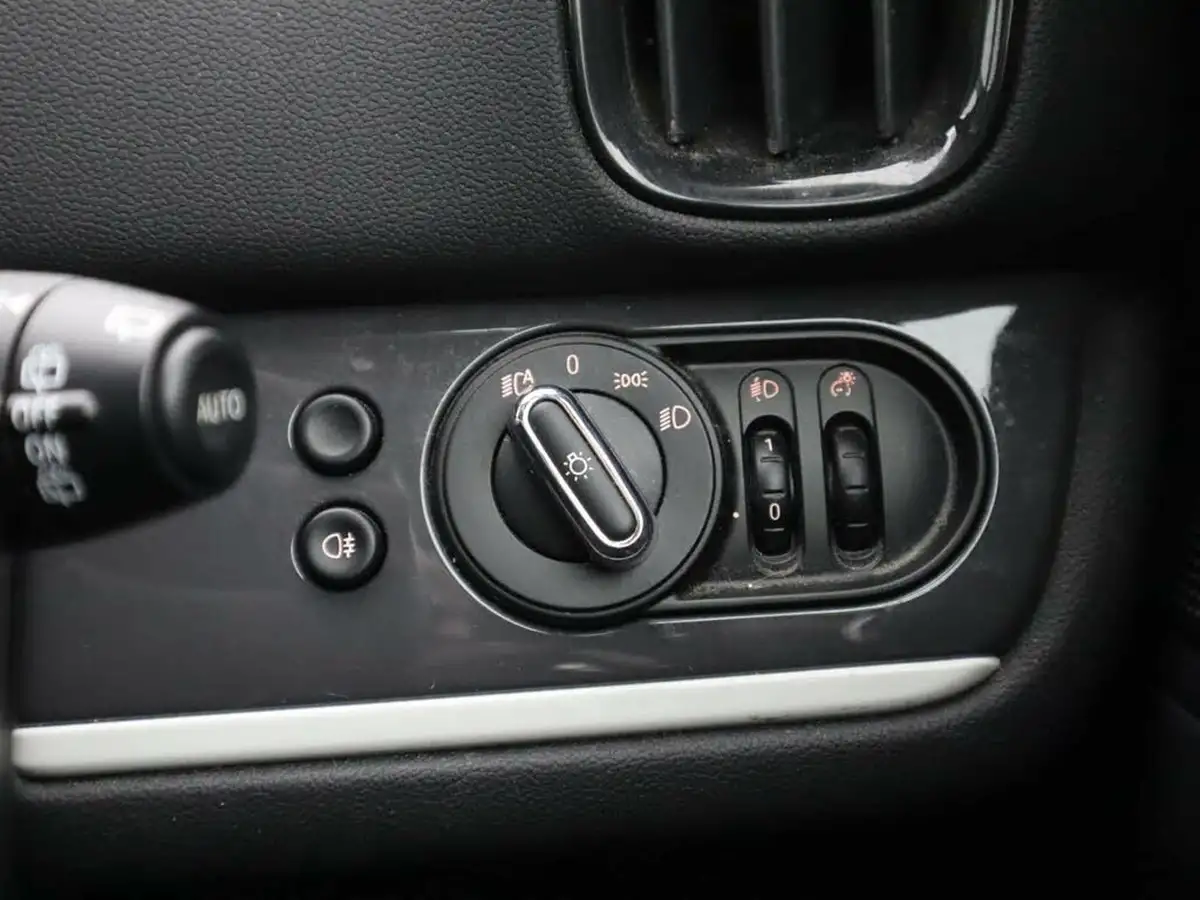 2019-mini-countryman-20-cooper-s-classic-auto-big-24