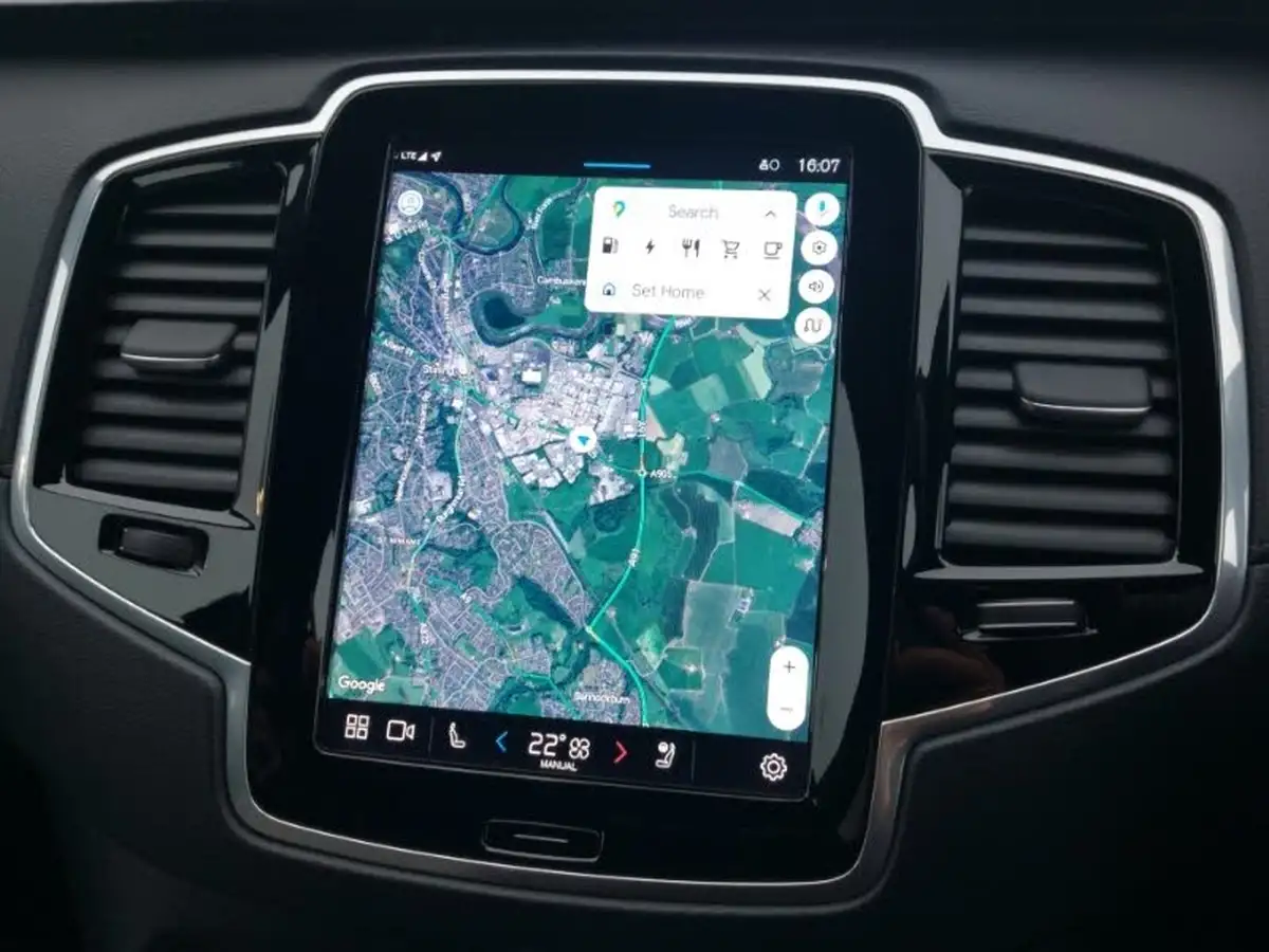 2023-volvo-xc90-20-t8-ultimate-dark-big-10