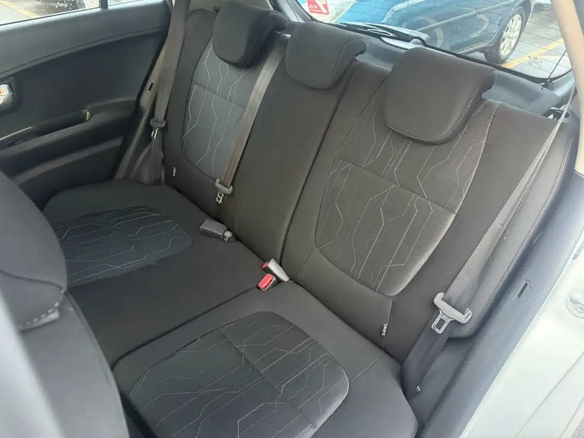 2016-kia-picanto-10-picanto-2-65bhp-big-20