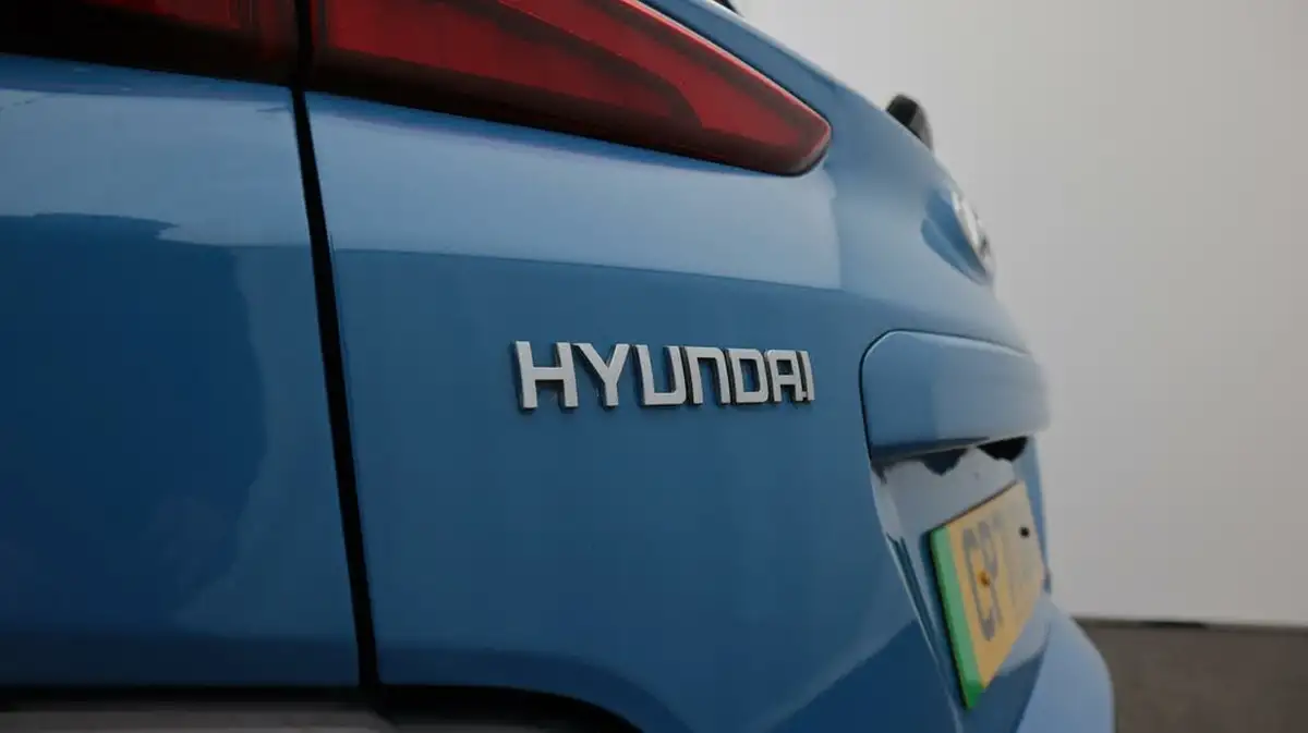 2022-hyundai-kona-e-ultimate-big-22