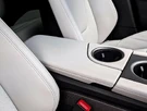 2023-porsche-taycan-e-gts-sport-turismo-small-42
