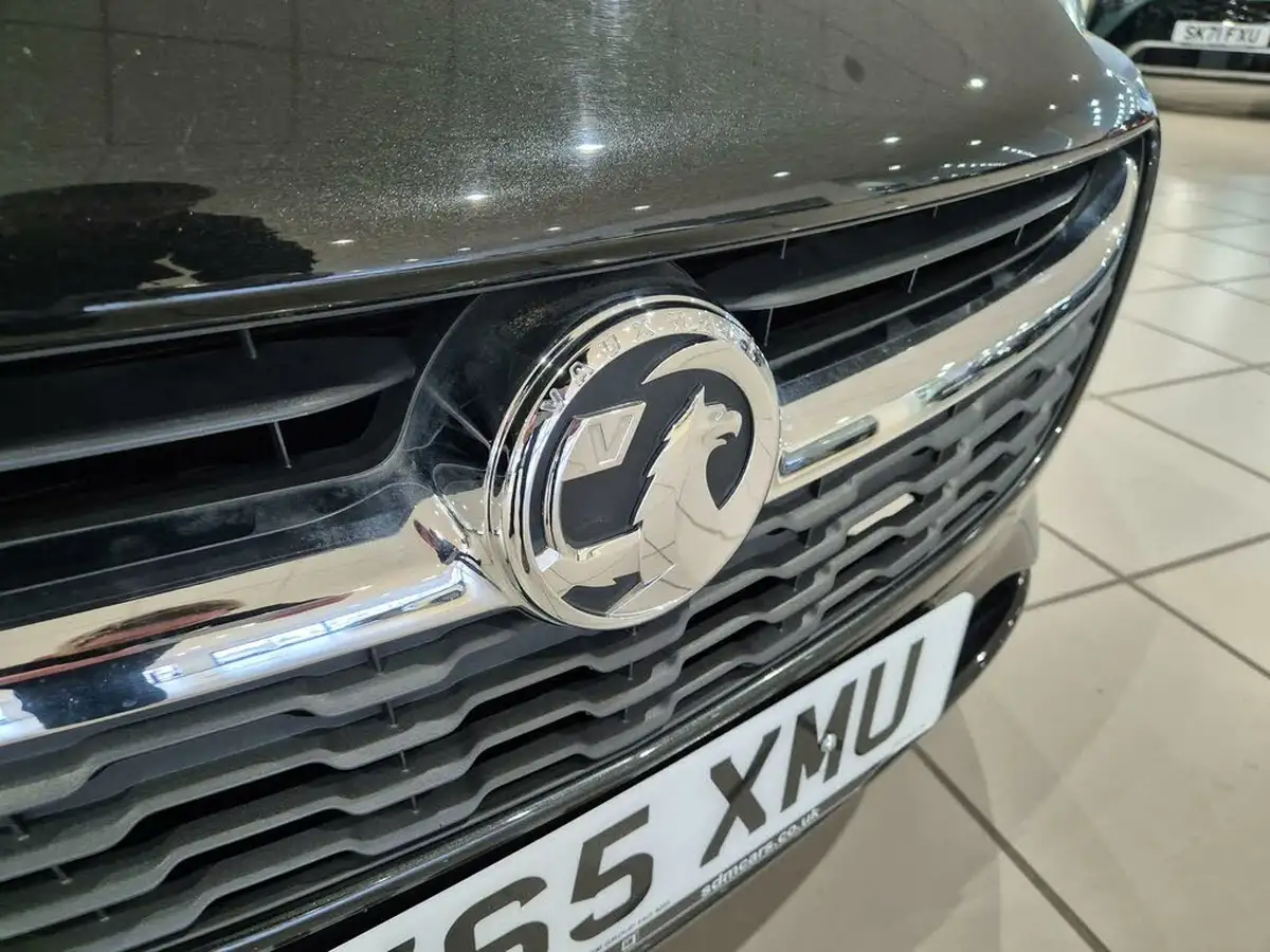 2015-vauxhall-corsa-14-excite-ac-90ps-ecoflex-5d-1398cc-big-40