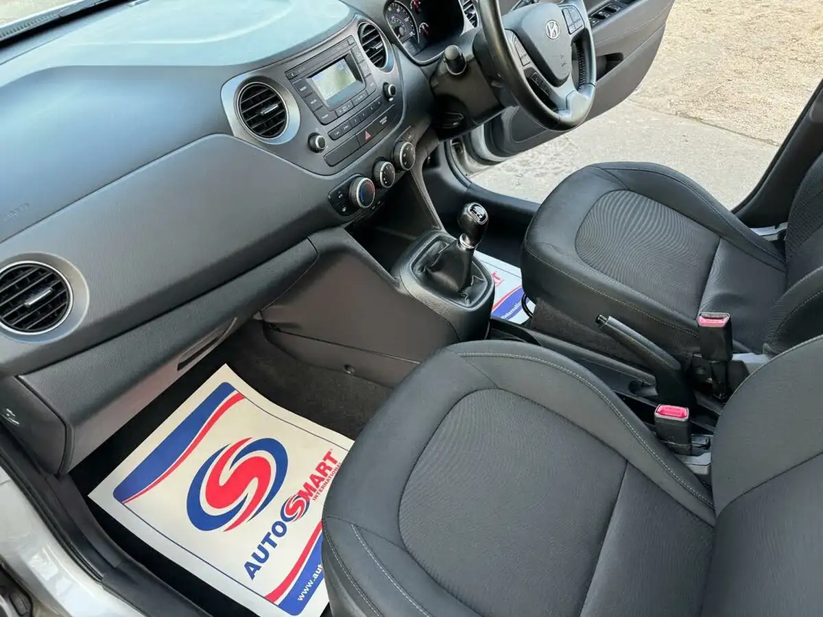 2018-hyundai-i10-10-se-67ps-big-21
