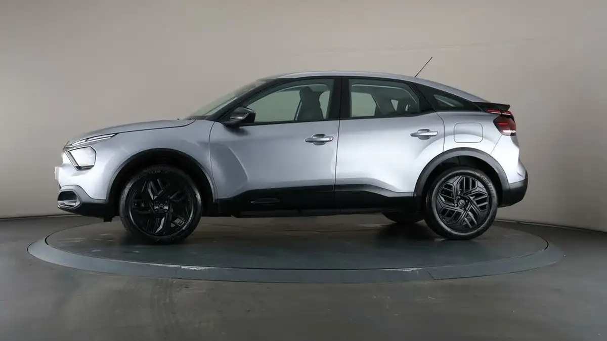2021-citroen-c4-12-puretech-sense-plus-big-31