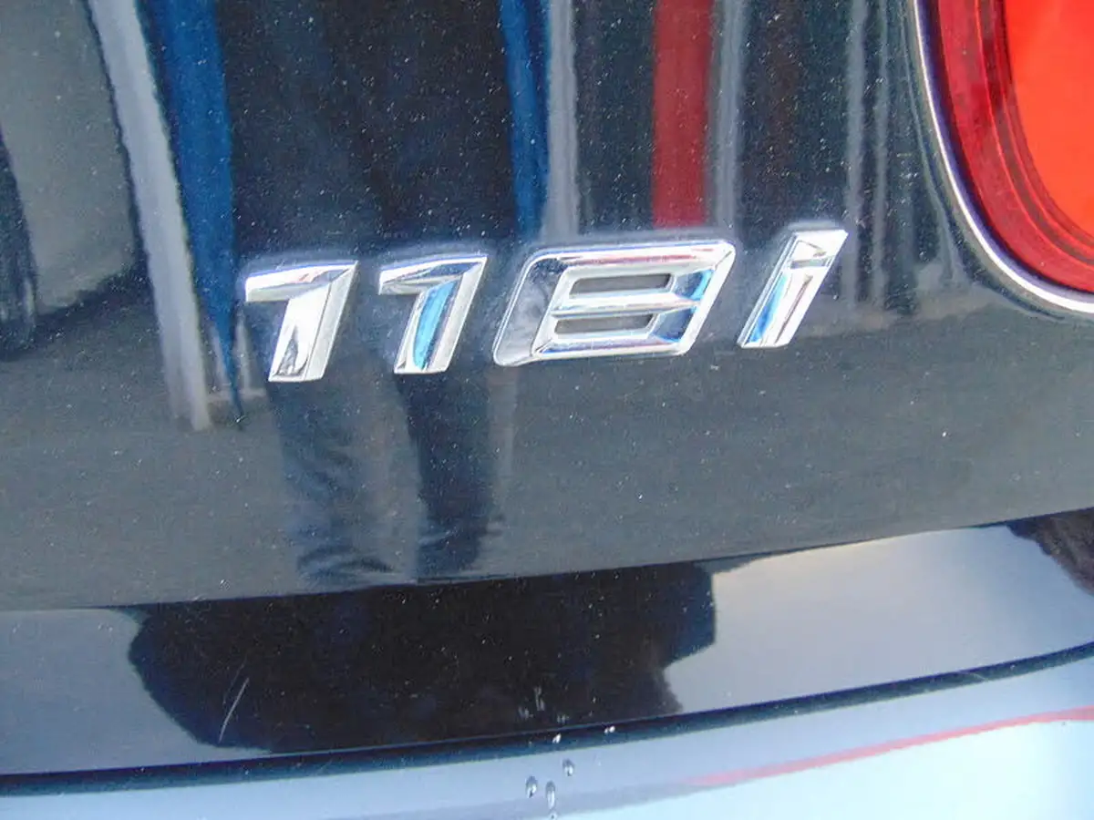 2016-bmw-1-series-15-118i-m-sport-5d-big-43