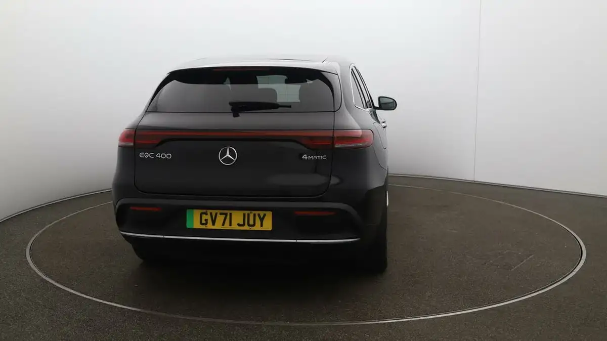 2022-mercedes-benz-eqc-e-eqc-400-amg-line-big-6