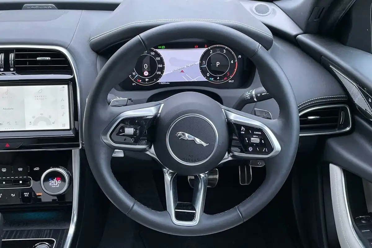 2024-jaguar-xe-20-d200-r-dynamic-hse-black-big-34