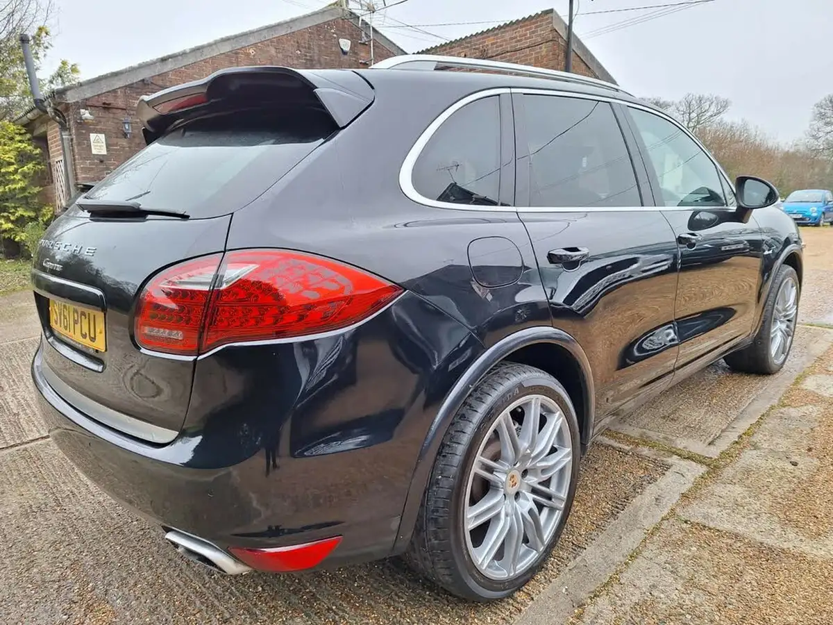 2011-porsche-cayenne-30td-245bhp-awd-tiptronic-s-big-4