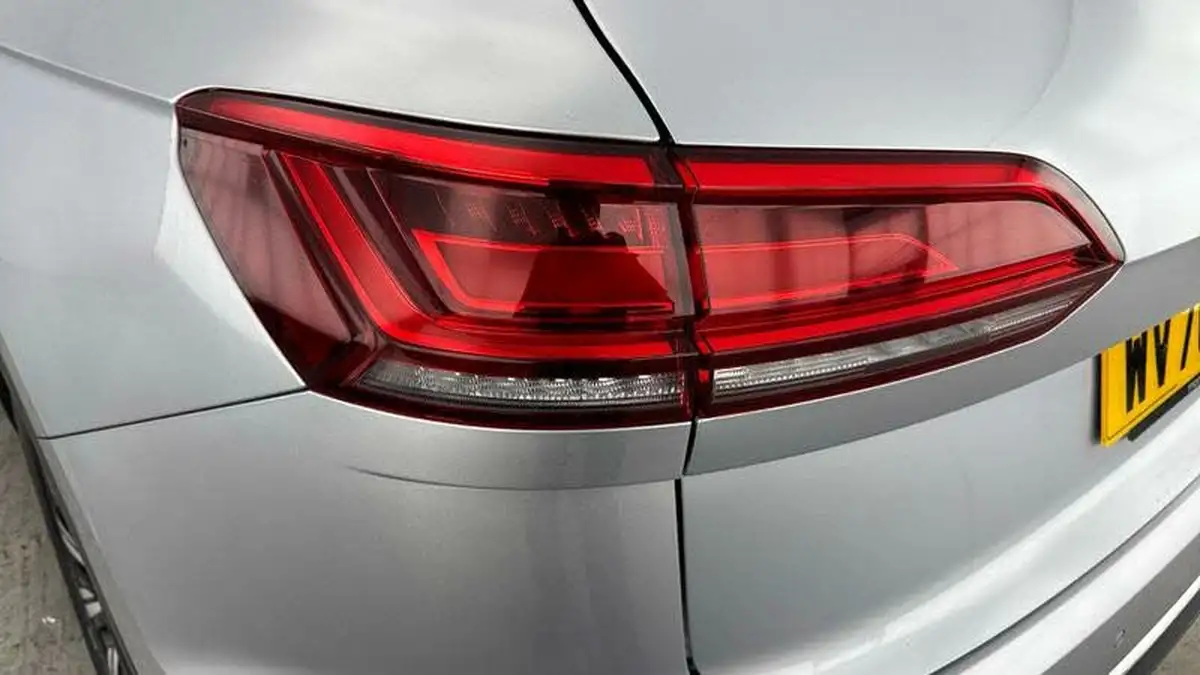 2020-volkswagen-touareg-30tdi-sel-tech-286ps-big-28