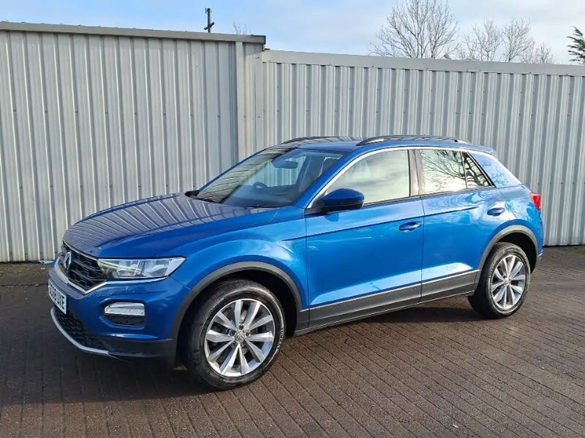 2018-volkswagen-t-roc-10-tsi-se-big-11
