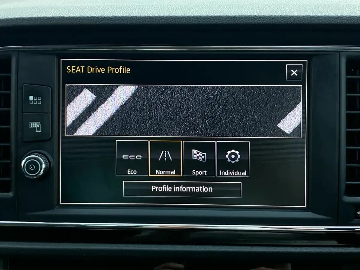 2017-seat-leon-20tdi-fr-technology-150ps-estate-5d-big-43