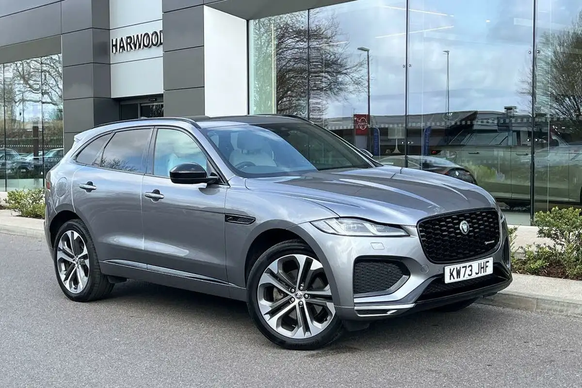 2023-jaguar-f-pace-20-d200-r-dynamic-hse-black-big-0