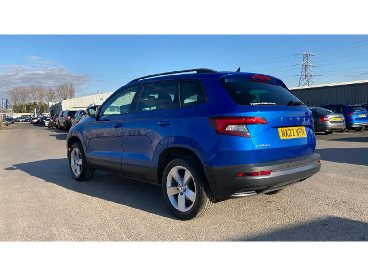 2022-skoda-karoq-10-tsi-se-big-20