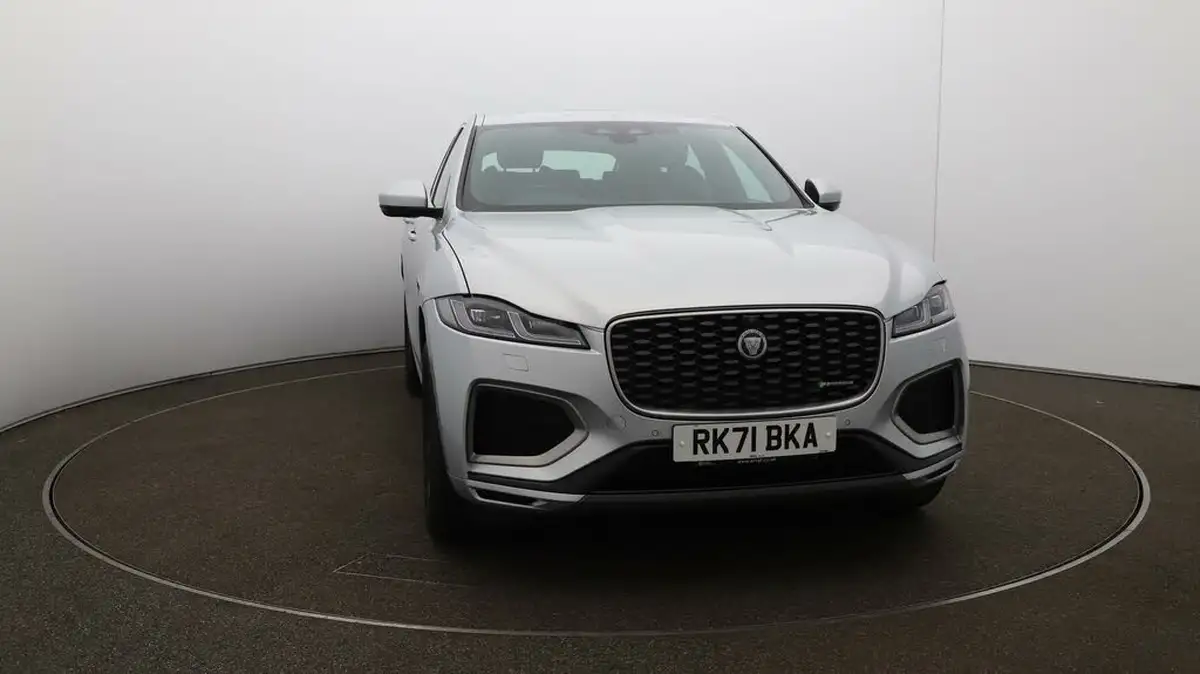 2021-jaguar-f-pace-20-p400e-s-big-33