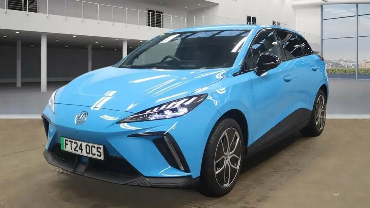 2024-mg-mg4-e-trophy-ev-203ps-long-big-1