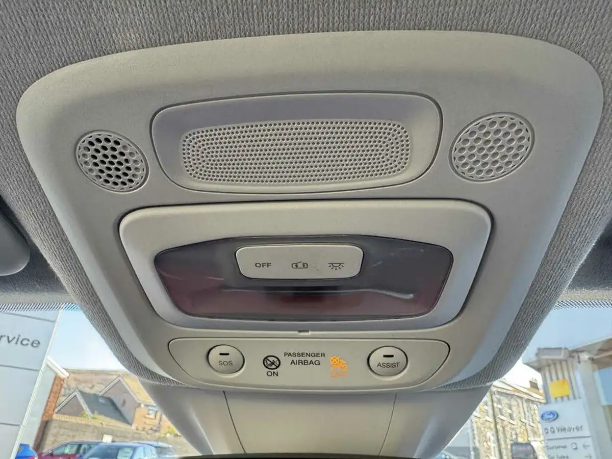 2024-fiat-500-e-red-117bhp-big-36