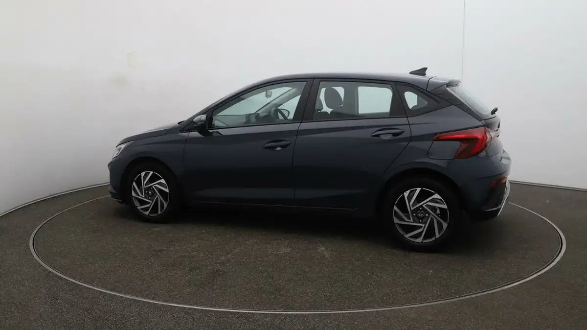 2024-hyundai-i20-10-t-gdi-advance-big-40