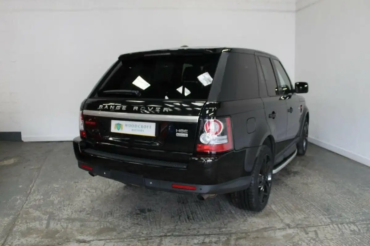 2012-land-rover-range-rover-sport-30-sd-v6-hse-red-edition-big-7