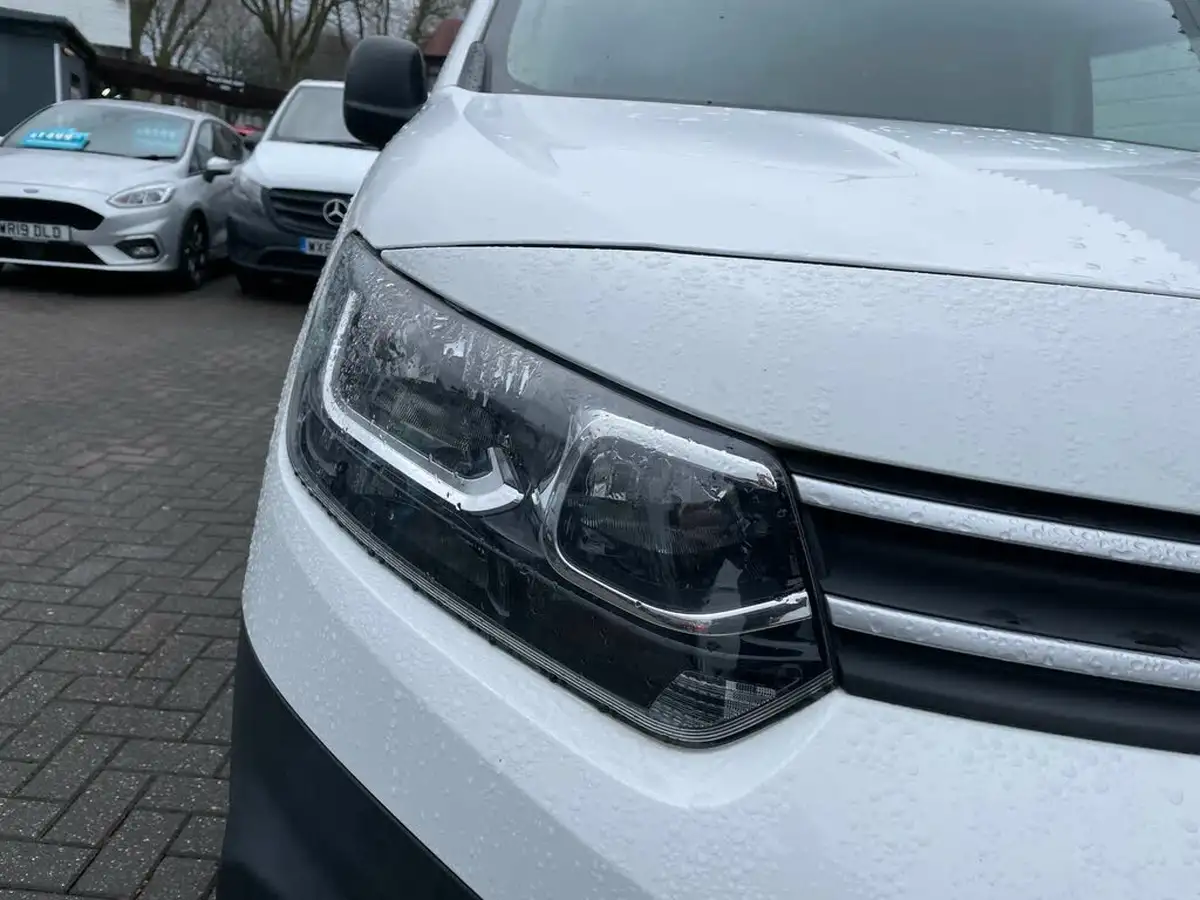 2021-citroen-berlingo-15bluehdi-650-enterprise-pro-big-10