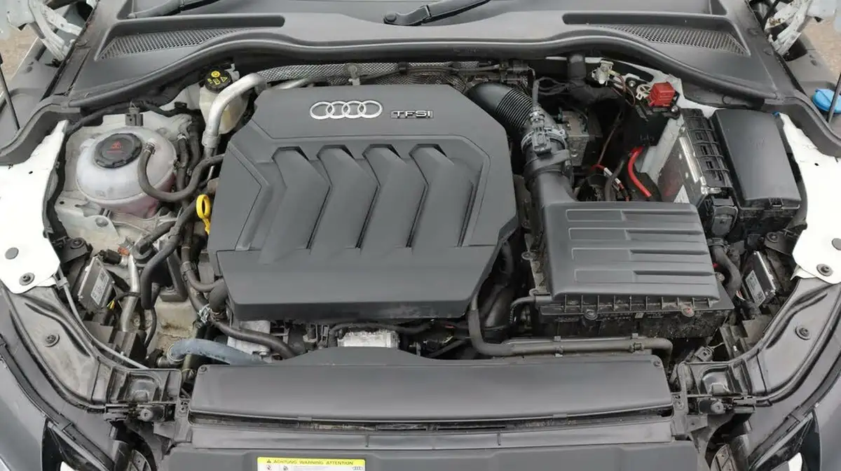 2019-audi-tt-coupe-20-40-tfsi-black-edition-big-19