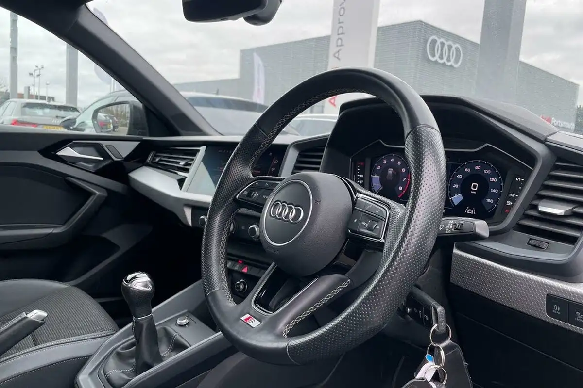2021-audi-a1-10-25-tfsi-s-line-big-26