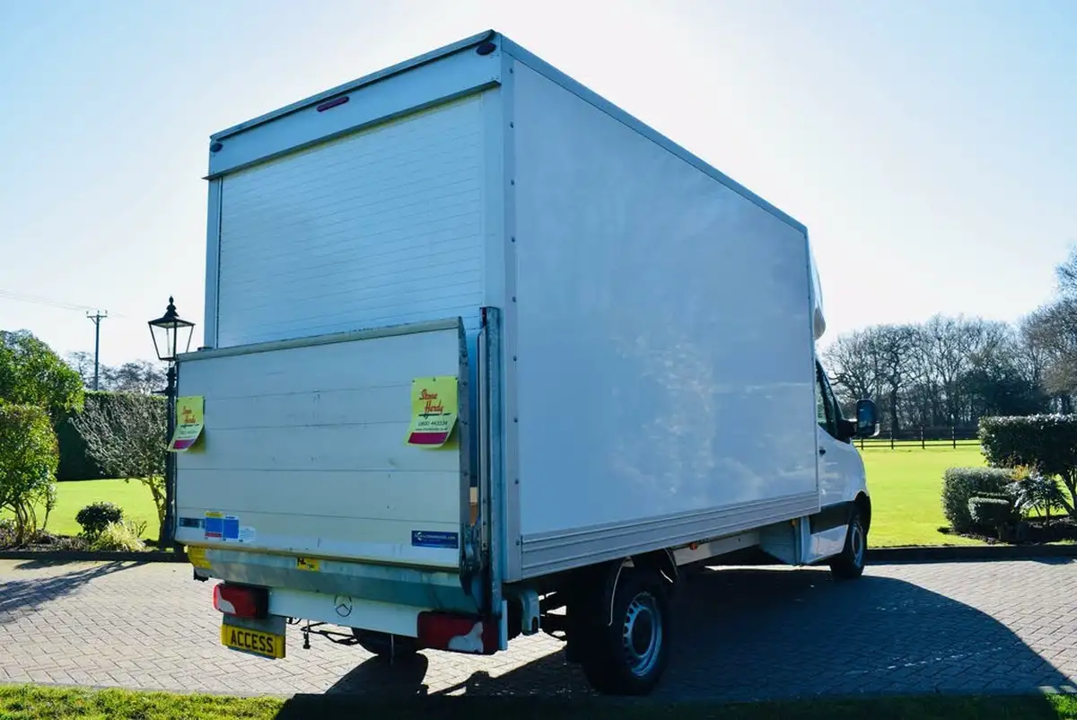 2023-mercedes-benz-sprinter-20cdi-315-l3h1-progressive-150pseu6dt-cab-big-6