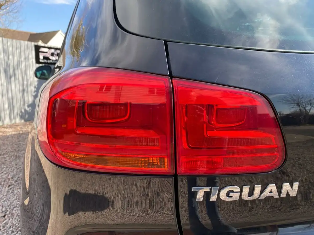 2012-volkswagen-tiguan-20td-sport-170ps-4wd-big-34