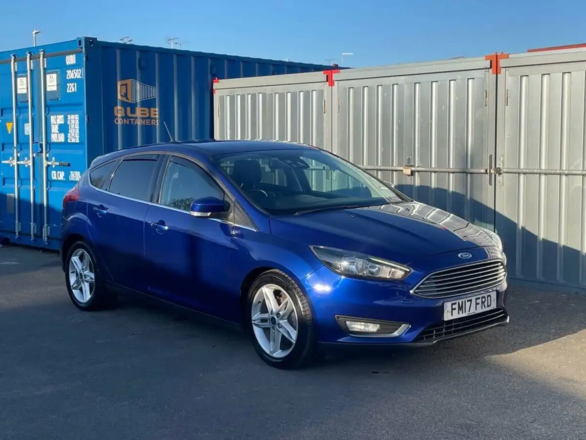 2017-ford-focus-10t-titanium-125ps-hatchback-big-5