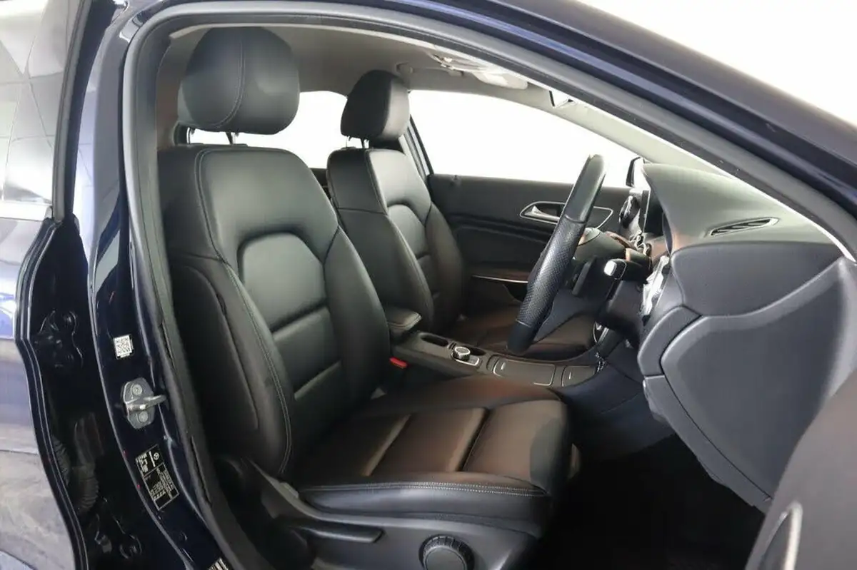 2018-mercedes-benz-gla-class-21d-gla-200d-sport-136ps-executivess-7g-dct-big-57