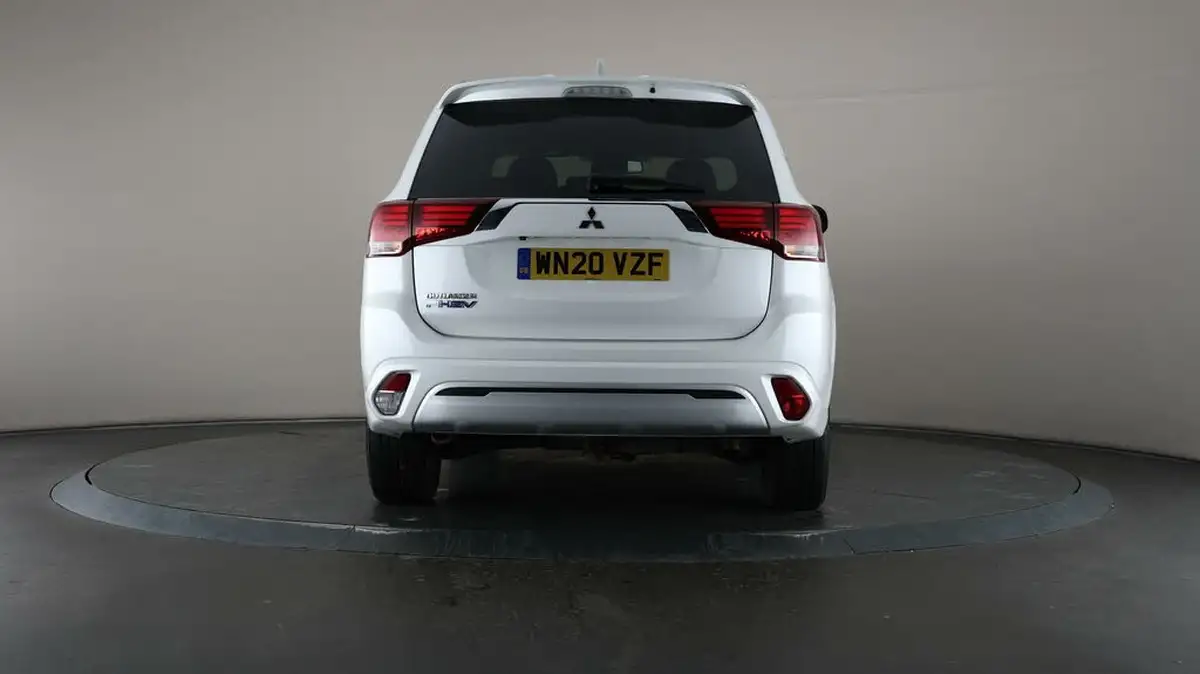 2020-mitsubishi-outlander-24-dynamic-phev-big-32